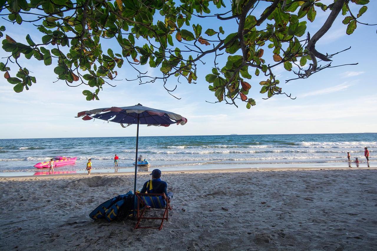 Grand Beach Condo B404 By Malai แกลง ภายนอก รูปภาพ